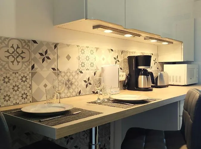 Le Thourottois*centre Ville*wifi*spacieux*confort* Saint-gobain Appartement